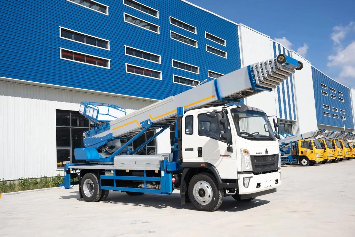 铜陵郊区出租云梯车高空作业车 建筑垃圾搬运